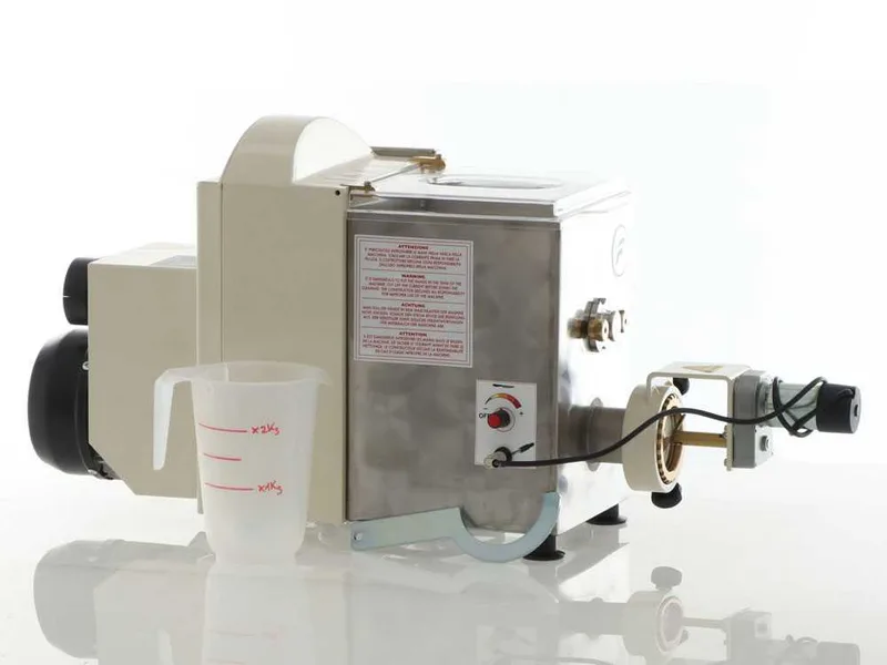 Fama Media avec coupe-pâtes - Machine à pâtes professionnelle 2 en 1 - Pétrissage et extrusion