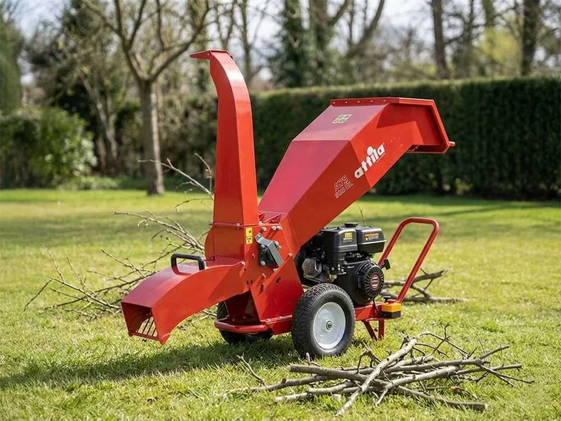 Attila ATS 900 DL - Broyeur de végétaux thermique – Moteur essence Loncin 270 cm³ – Double configuration d’éjection
