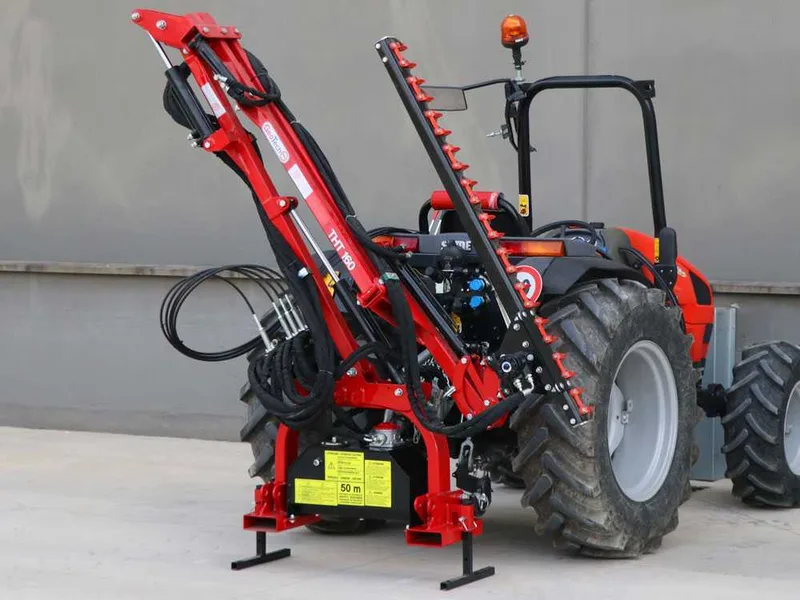 GeoTech Pro THT 160 - Taille-haie pour tracteur avec déport latéral