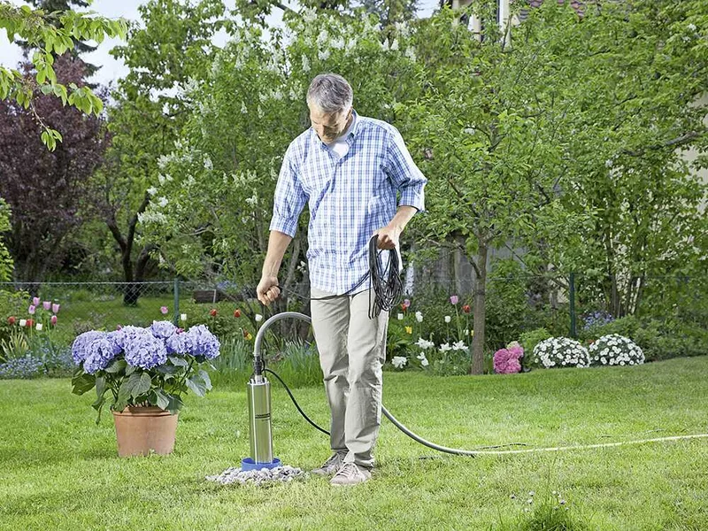 Karcher BP 4 Deep Well - Pompe immergée à pression - 700 W - Eaux claires