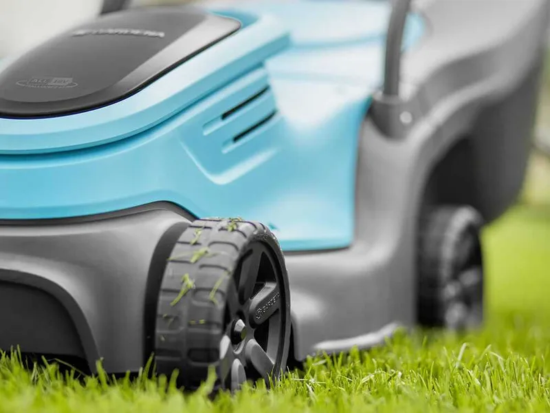 Gardena PowerMaX 30/18V P4A - Tondeuse à gazon à batterie - 18V/4Ah - Coupe 30 cm