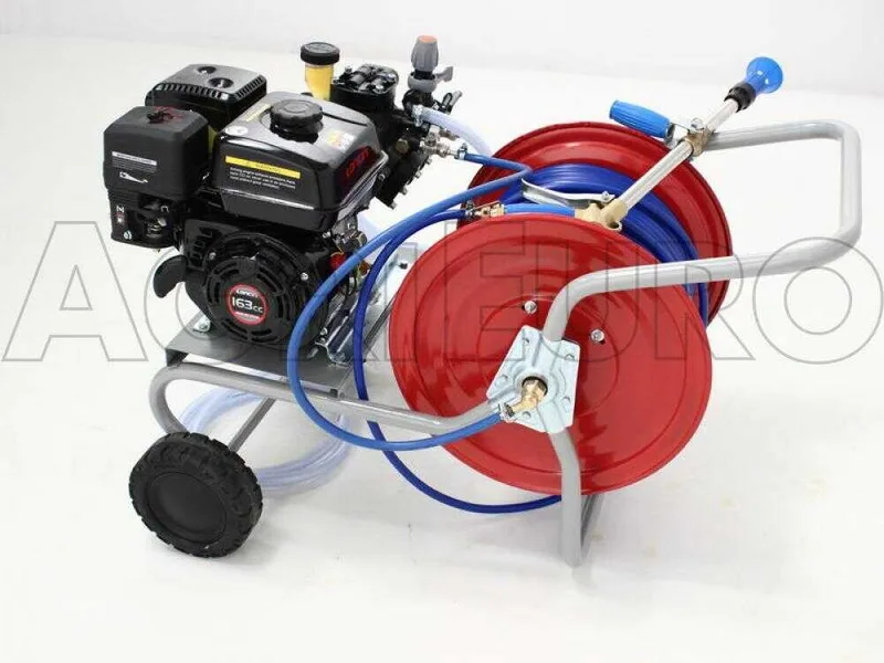 Groupe motopompe de pulvérisation thermique Comet APS 41 moteur essence Loncin 5,5 HP et chariot