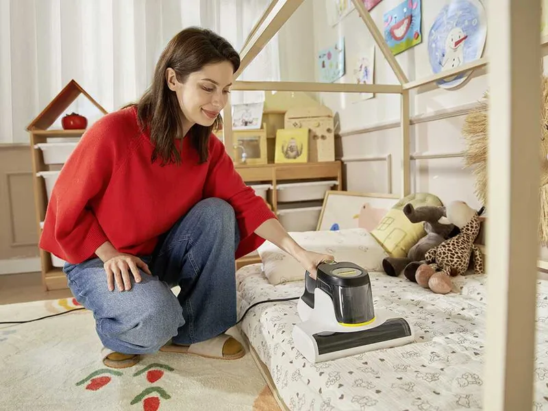 Karcher VCH 4 UVClean - Aspirateur pour matelas avec lumière UV - 500 W