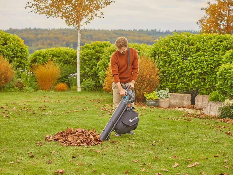 Gardena PowerJet Collect 18 P4A - Souffleur aspirateur à batterie - 18 V 4 Ah