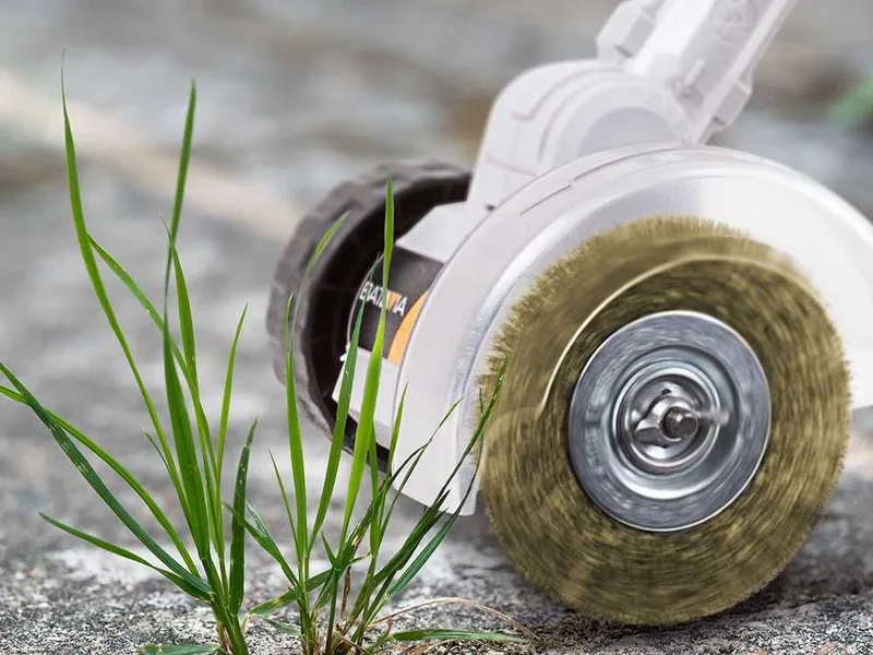 Nettoyeur de joints à batterie BATAVIA - Avec batterie 18V/ 2ah - deux brosses