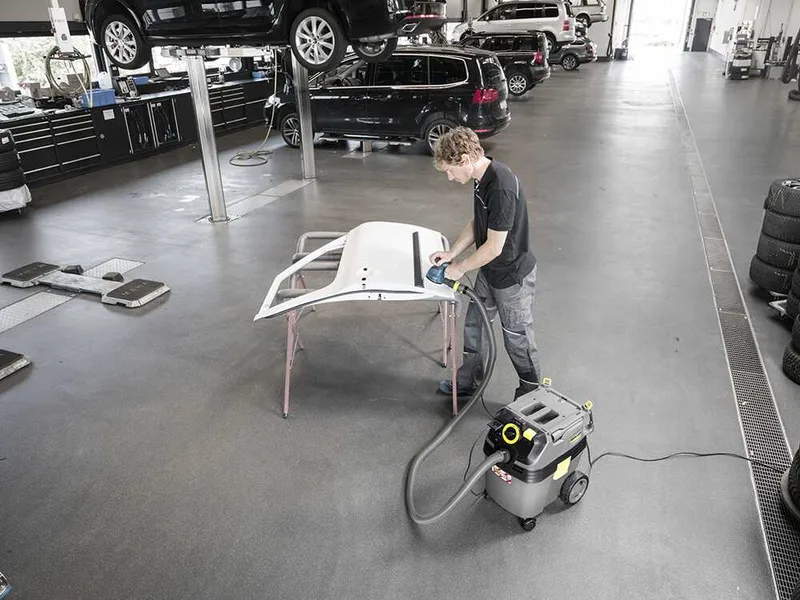 Karcher Pro NT 30/1 Ap Te L - Aspirateur solides et liquides - Bac de collecte 30 L - 1380W