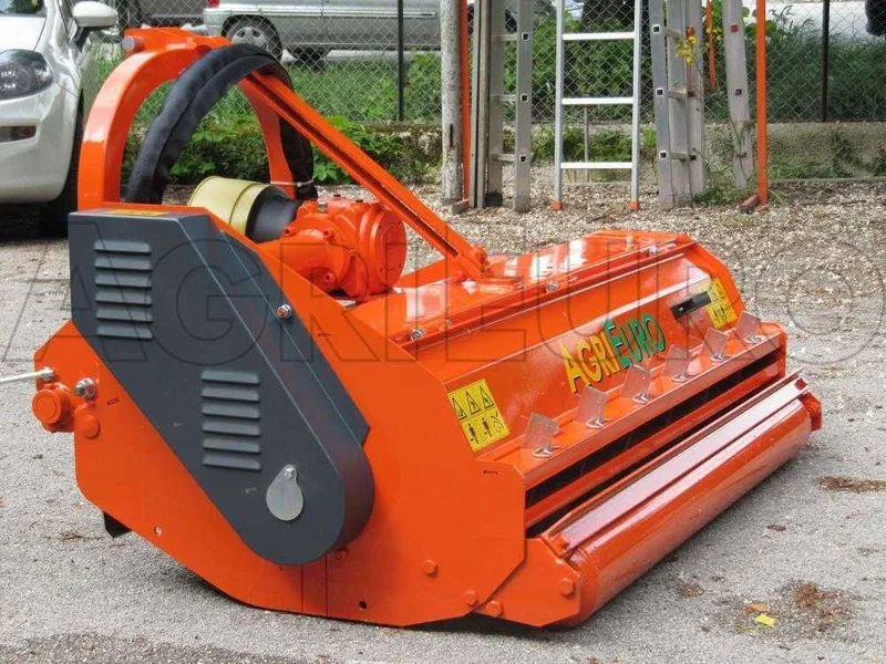 Top Line MS 150 - Broyeur sur tracteur - Série médium - Déport hydraulique