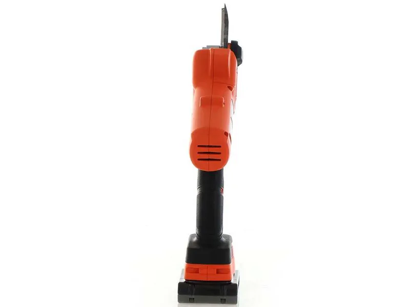 Sécateur de taille à batterie Black & Decker BCPP18D1-QW - Batterie de 18V 2Ah + une batterie 18V 2Ah - Diamètre de coupe 25 mm