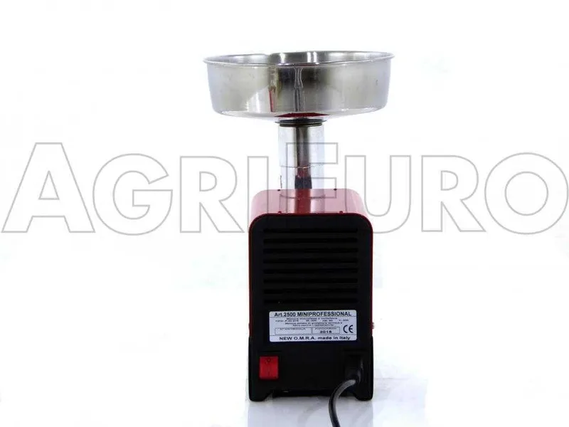 New O.M.R.A. Miniprofessional OM 4500 - Extrudeuse - Machine à pâtes avec moteur électrique 250W