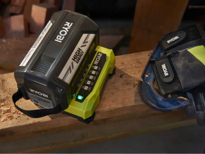 Chargeur RYOBI - 36V - 6Ah