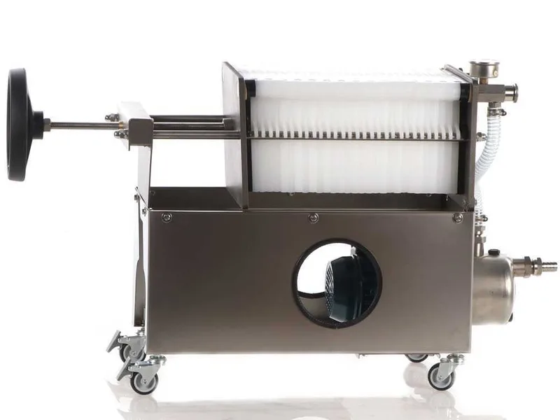 Grifo Professional Inox 30 - Filtre pour vin à plaques - Pompe œnologique pour filtrer le vin