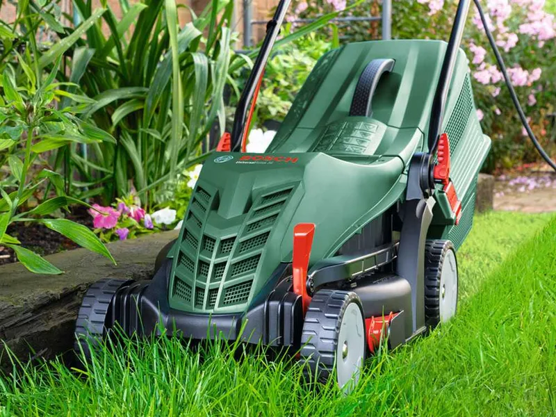 Bosch UniversalRotak 34-405 - Tondeuse à gazon électrique - 1300 W - Coupe de 34 cm