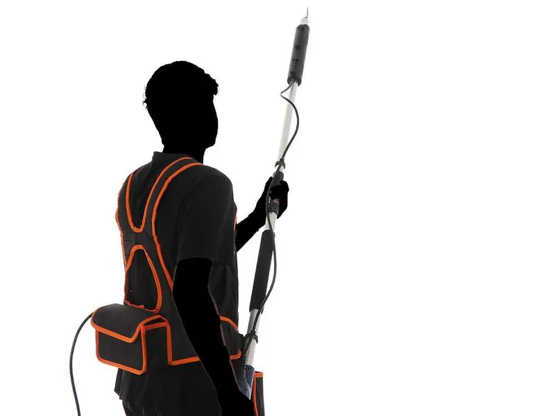 BullMach ARTEMIS 45 Pro - Sécateur électrique de taille sur perche - 150/210 cm - Diamètre de coupe 45 mm