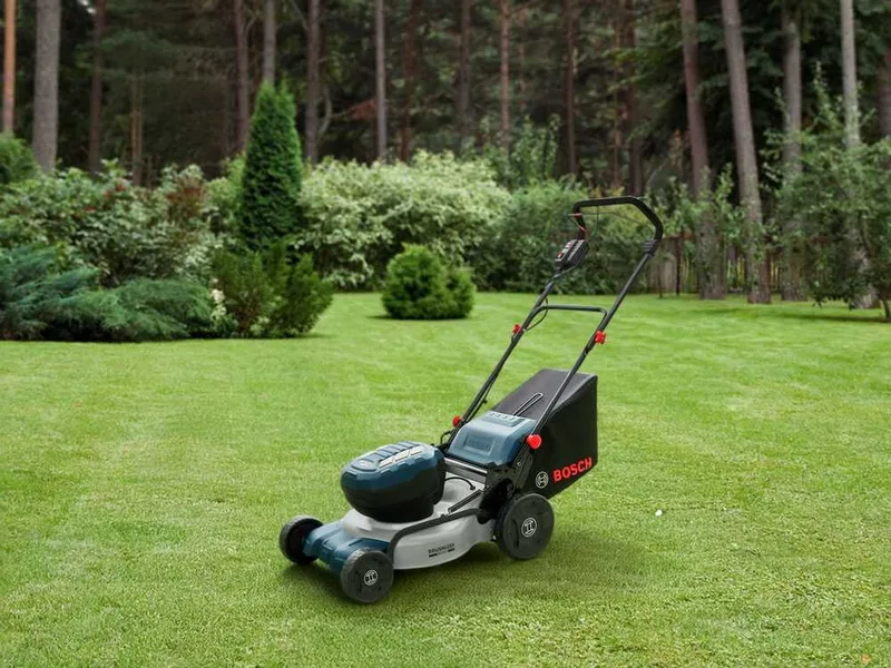 Bosch Professional GRA 18V2-46 SP - Tondeuse à gazon à batterie - Largeur de coupe 46 cm