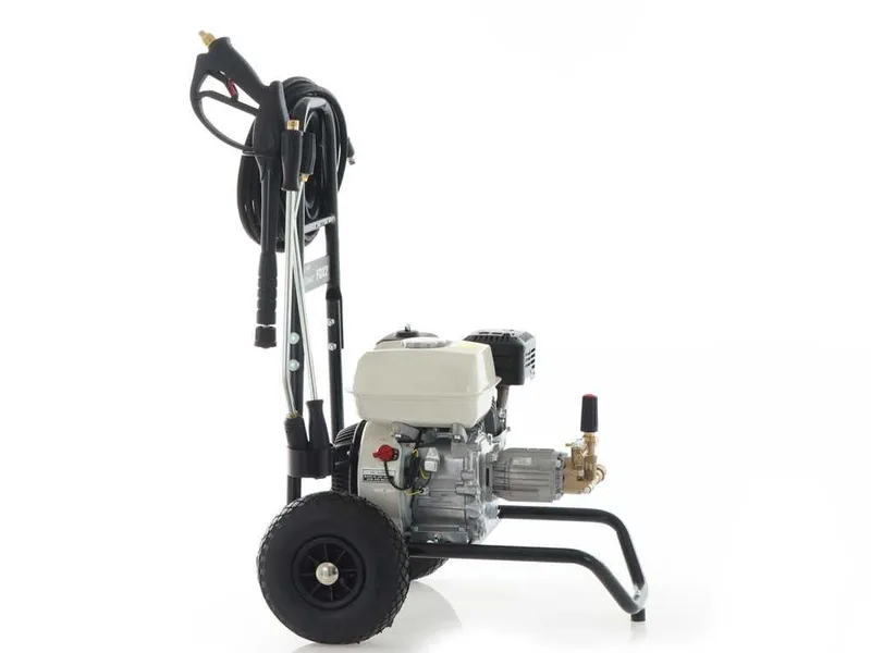 Nettoyeur haute pression thermique Comet FDX2 CXD 10/220 - Moteur Honda GP 200 - à essence
