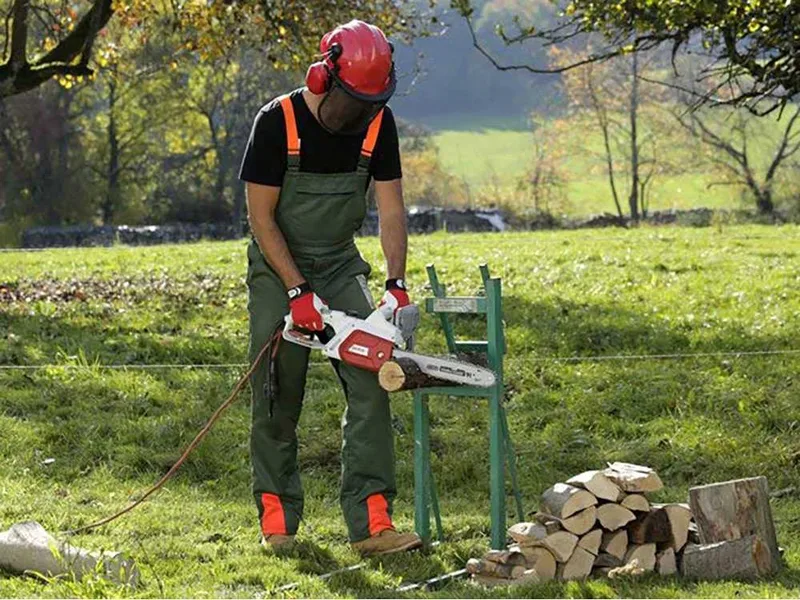 Ikra IECS 1835 - Tronçonneuse électrique de 1800W - Guide de 36 cm