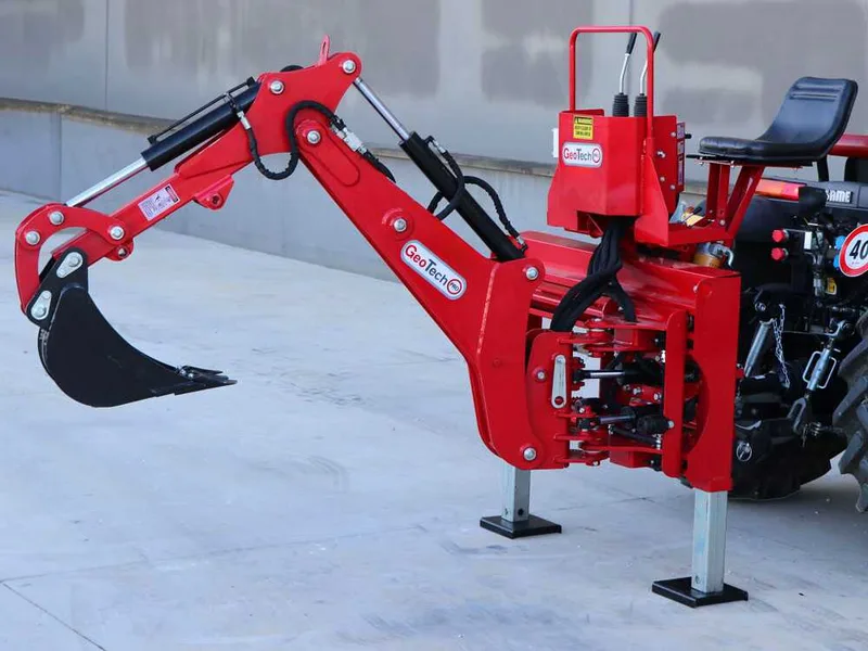 GeoTech Pro BHS 195 - Pelle rétro pour tracteur avec déplacement latéral
