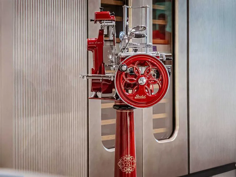 BERKEL B2 Rouge - Trancheuse à volant avec socle - À lames en acier chromé de 265 mm