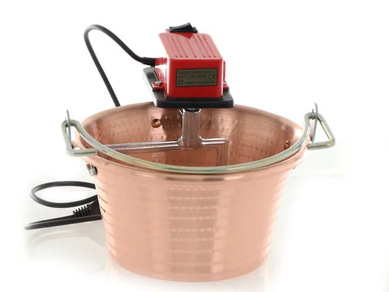 Chaudron en cuivre électrique martelé pour polenta NuovaFac Cuoca Automatica base plate 4L - 5W
