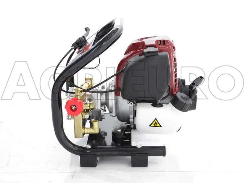 Motopompe équipée GeoTech SP 38 4T avec pompe à moteur thermique 4 temps de 38 cm3