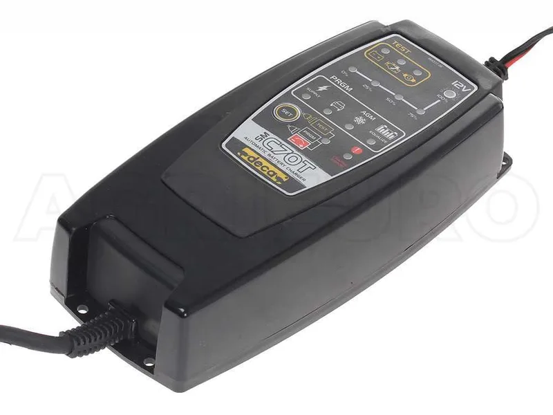 Chargeur de batterie automatique et mainteneur de charge DECA SM C70T - batteries jusqu'à 150Ah