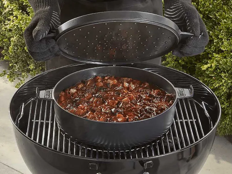 Cocotte en fonte 2 en 1 Weber