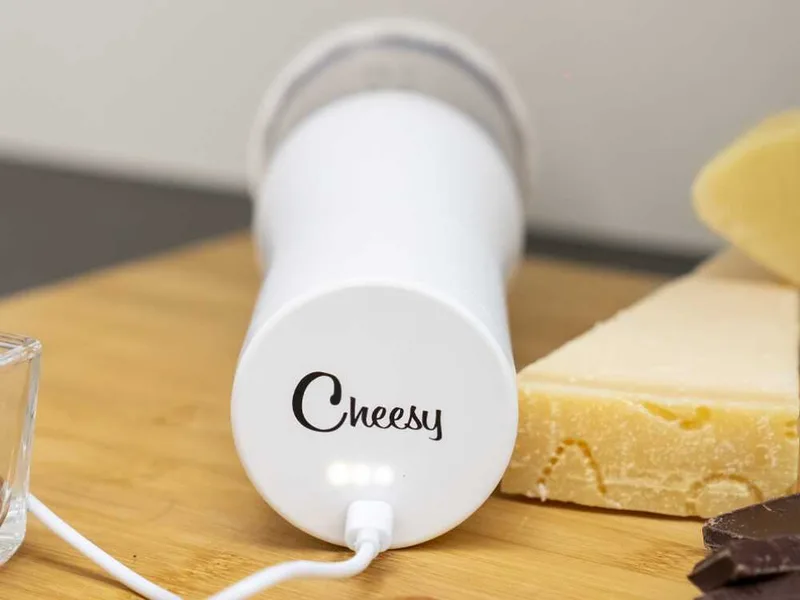 RGV Cheesy Blanche - Râpe électrique de table sans fil - 30 W