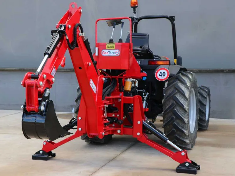 GeoTech Pro BHF 225 - Pelle rétro fixe pour tracteur