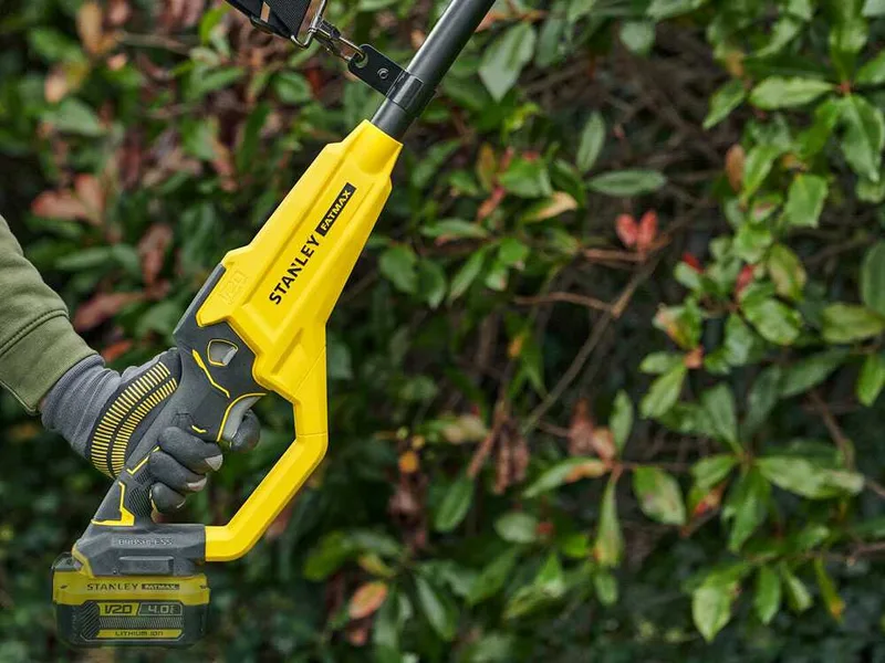 Stanley Fatmax SFMCPS720B-XJ - Élagueuse à batterie sur perche - 300 cm - 18 V