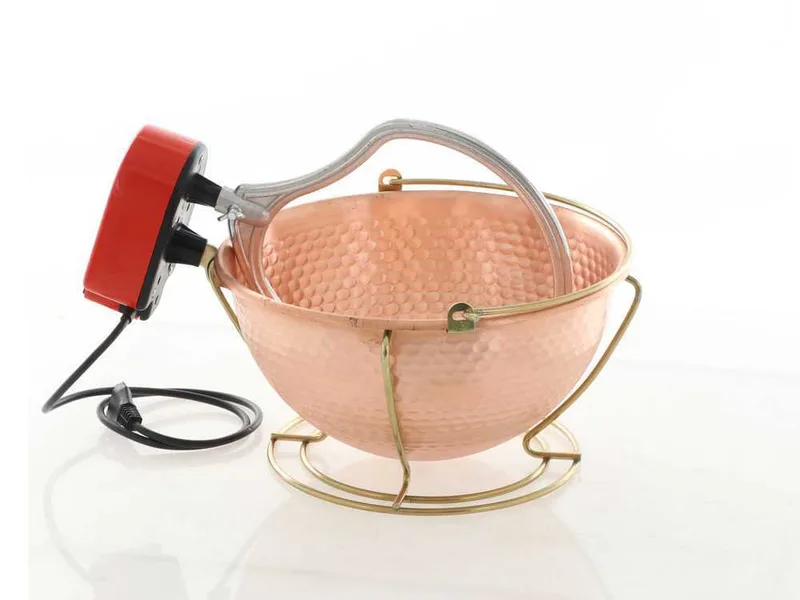 Chaudron électrique en cuivre martelé pour polenta NuovaFac Cuoca Automatica base ronde 6L - 5W