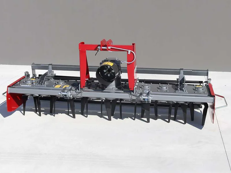 Herse rotative RH230 - largeur de travail 230 cm - 22 lames série médium - Rouleau à cage