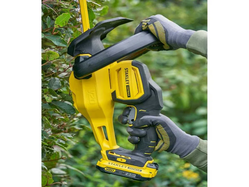 STANLEY Fatmax SFMCHT655 - Taille-haie à batterie - 18 V 4 Ah - Lame de 55 cm