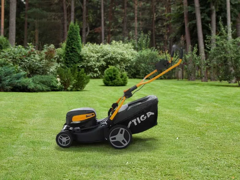 Stiga Combi 748e V - Tondeuse à gazon à batterie - 2x 48V/5Ah - Largeur de coupe 46 cm