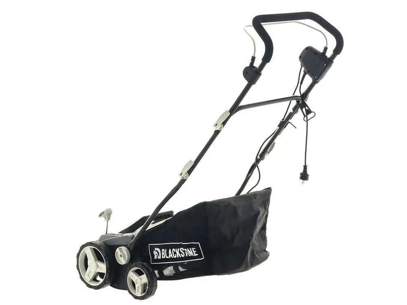 BlackStone ESS-1600 - Aérateur + Brosse électrique 3en1