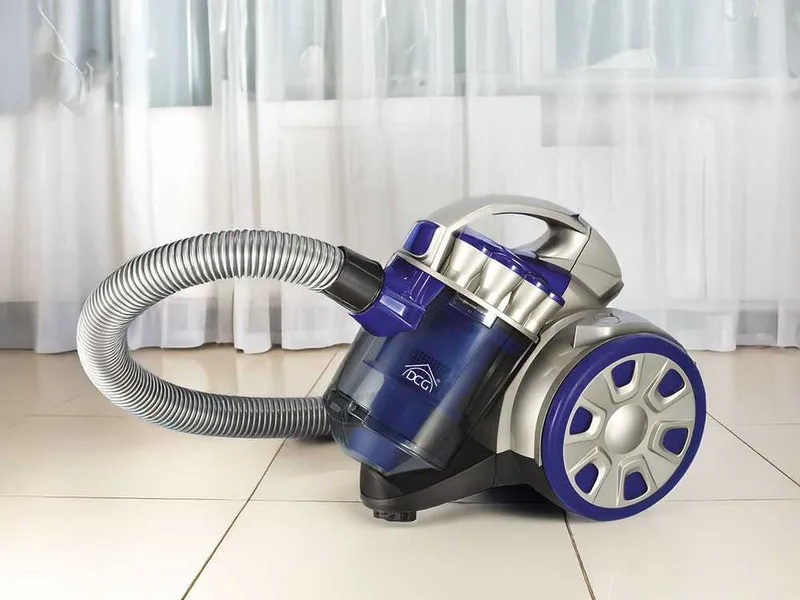 DCG BS5010 - Aspirateur cyclonique 700 W