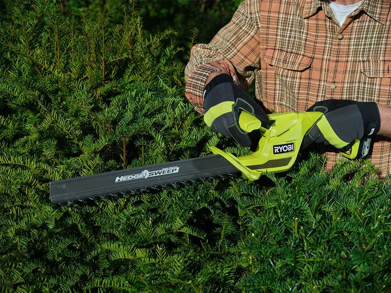 Ryobi RY18HT40B-0 - Taille-haie à batterie avec lame de 40 cm - 18 V/4 Ah
