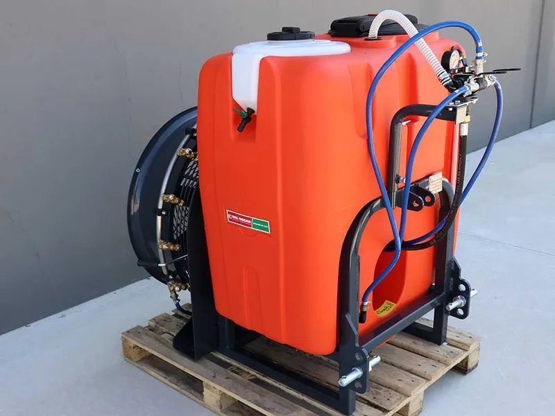 Dal Degan SOFIA 300L - Atomiseur porté avec attelage tracteur pour pulvérisation - pompe YP 70