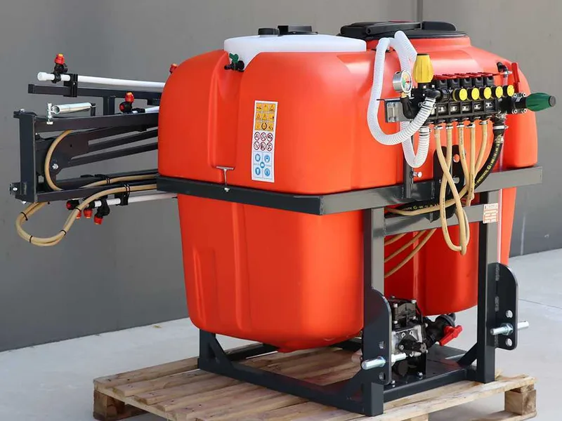 Dal Degan manda extra 400 L - Pulvérisateur porté pour désherbage à tracteur – Barre désherbage 10 m - Pompe bp 60K