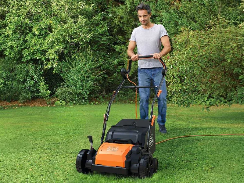 Black & Decker BEOEP320-QS - Aérateur scarificateur électrique - 1200 W