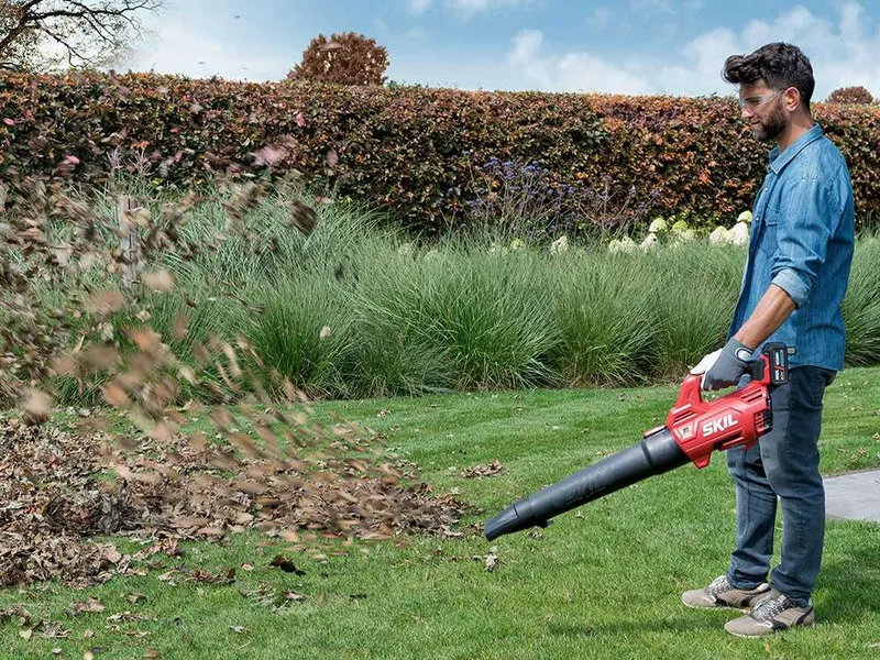 Skil 0330 CA - Souffleur à feuilles à batterie - 20 V / 2.5 Ah
