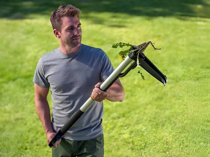Fiskars SmartFit - Désherbeur manuel télescopique
