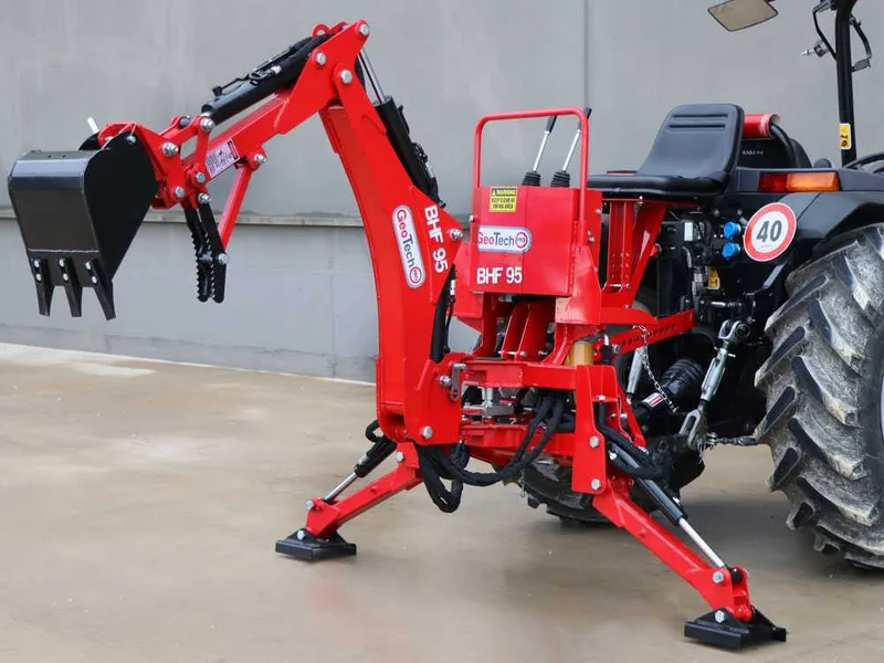 GeoTech Pro BHF 95 - Pelle rétro pour tracteur fixe