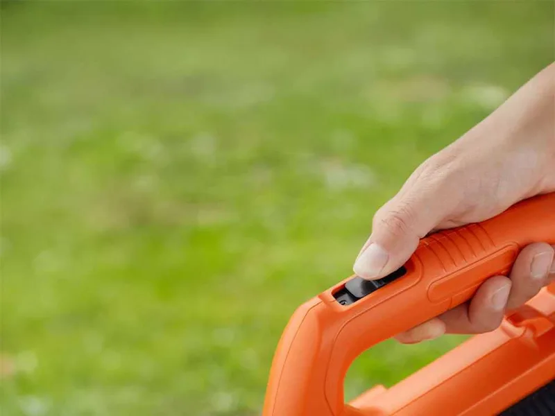 Black & Decker BCBL200B-XJ - Souffleur à batterie