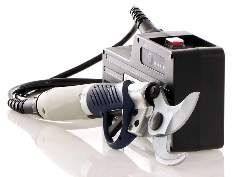 BullMach ARTEMIS 45 Pro - Sécateur électrique de taille - 36V 4Ah - Diamètre de coupe 45 mm