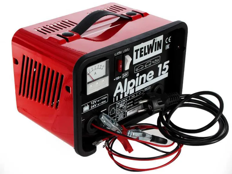 Telwin Alpine 15 - Chargeur de batterie - batteries humides d'une tension de 12/24V - monophasé