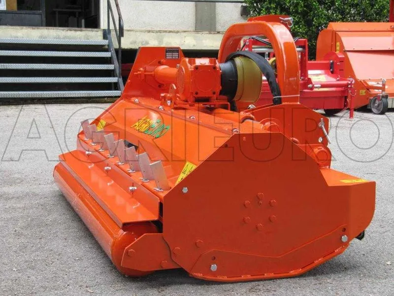 Top Line PS 210 - Broyeur pour tracteur - Série lourde - Déport hydraulique