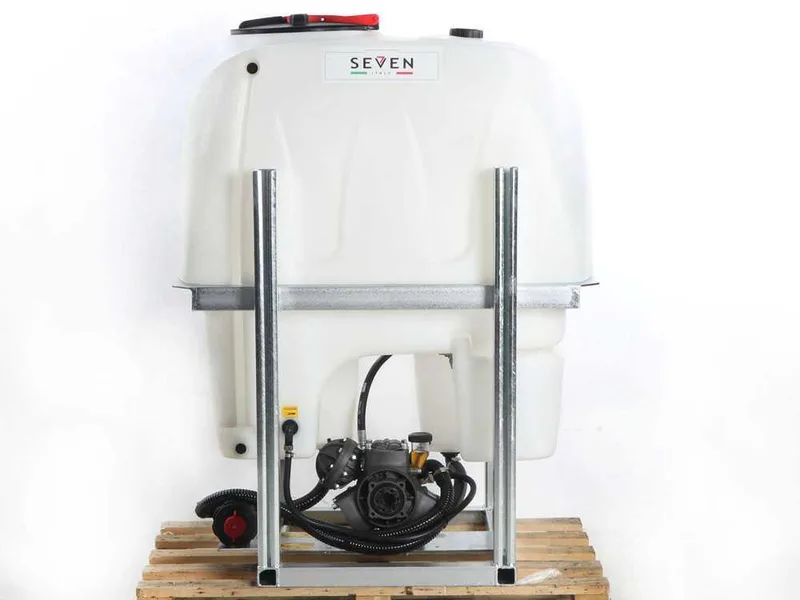 Seven Italy 400L - Cuve de pulvérisation compacte pour tracteur - Pompe APS71