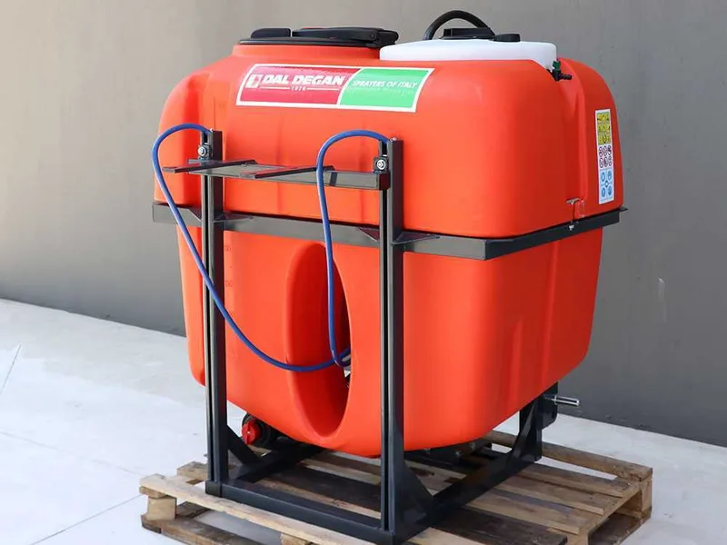 Dal Degan ILEO 400 L - Pulvérisateur à tracteur - pompe YP 70