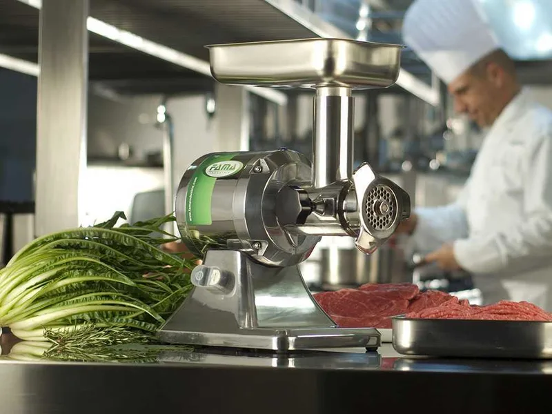 Fama TS12 - Hachoir à viande électrique - Groupe de hachage en acier inox - 400V