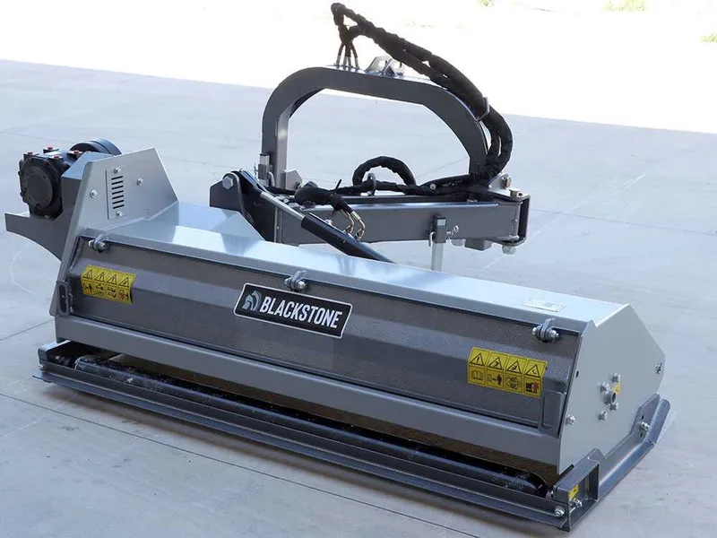BlackStone BVM 180 M - Broyeur d'accotement latéral à bras pour tracteur - Série medium